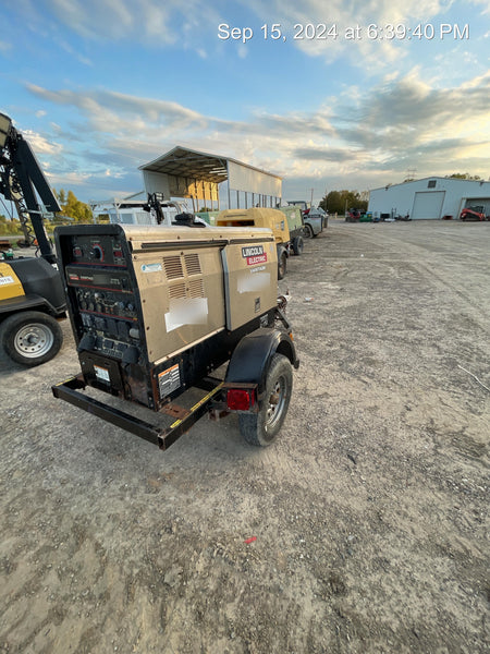 2019 Lincoln Electric Vantage 322 Welder Ready-Pak 3, Two wheel trailer, Fender and Light kit, Cable Rack