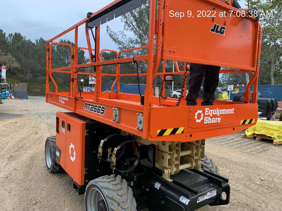 2022 JLG RT2669