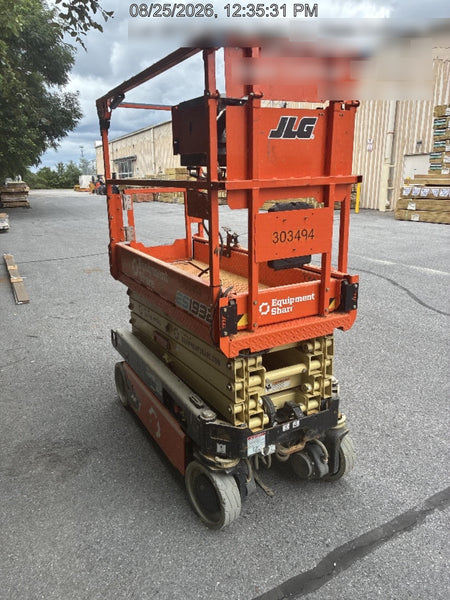 2023 JLG ES1932