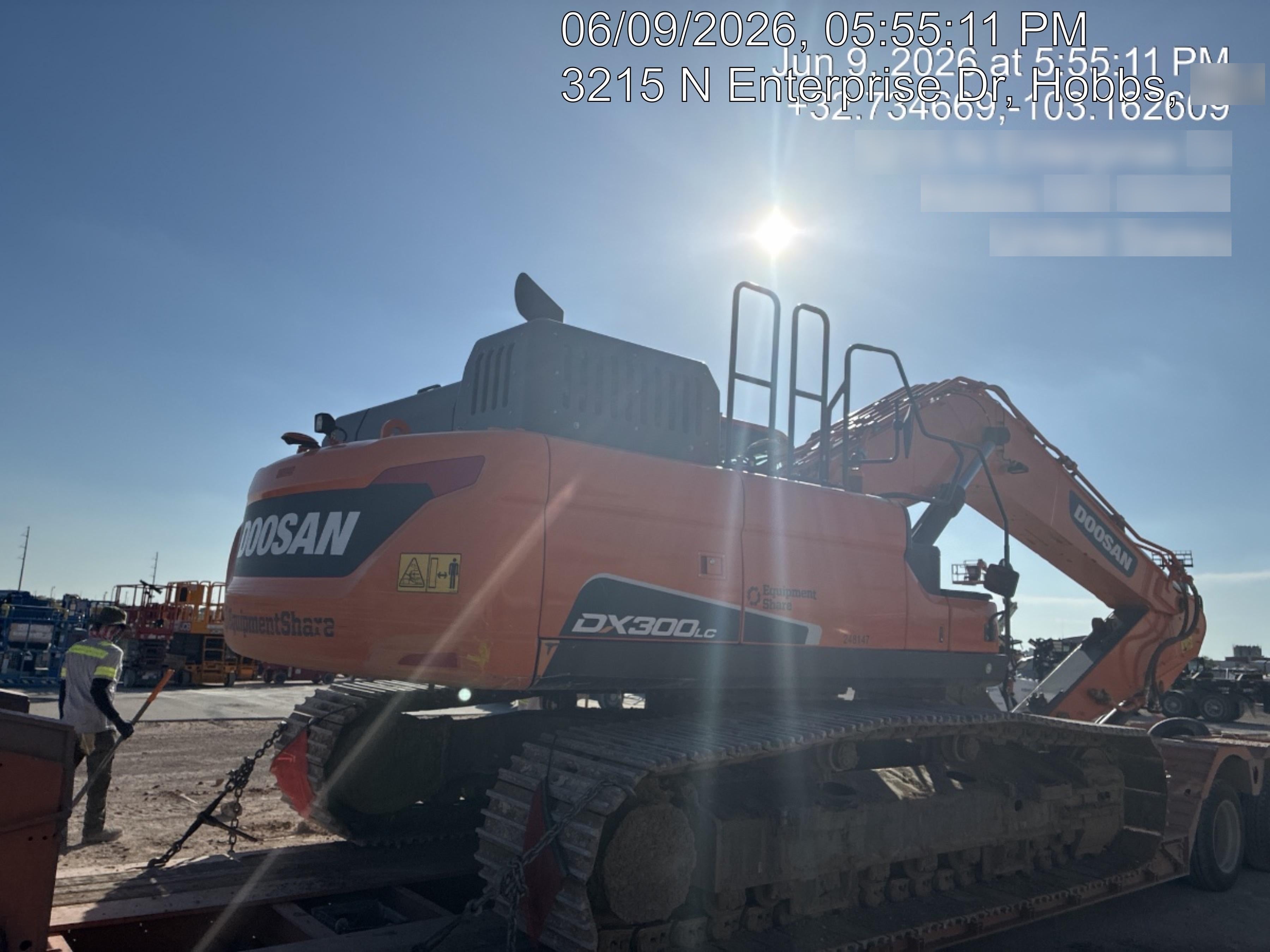 2021 DOOSAN DX300LC