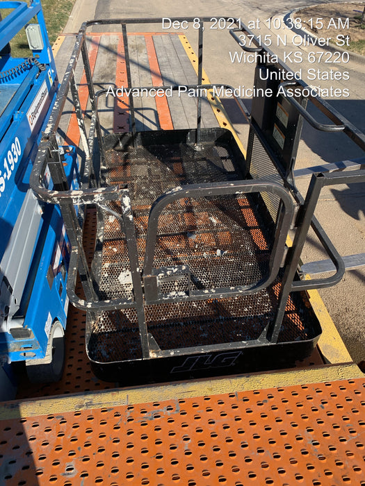 2016 JLG Work Platform, Fork Mounted