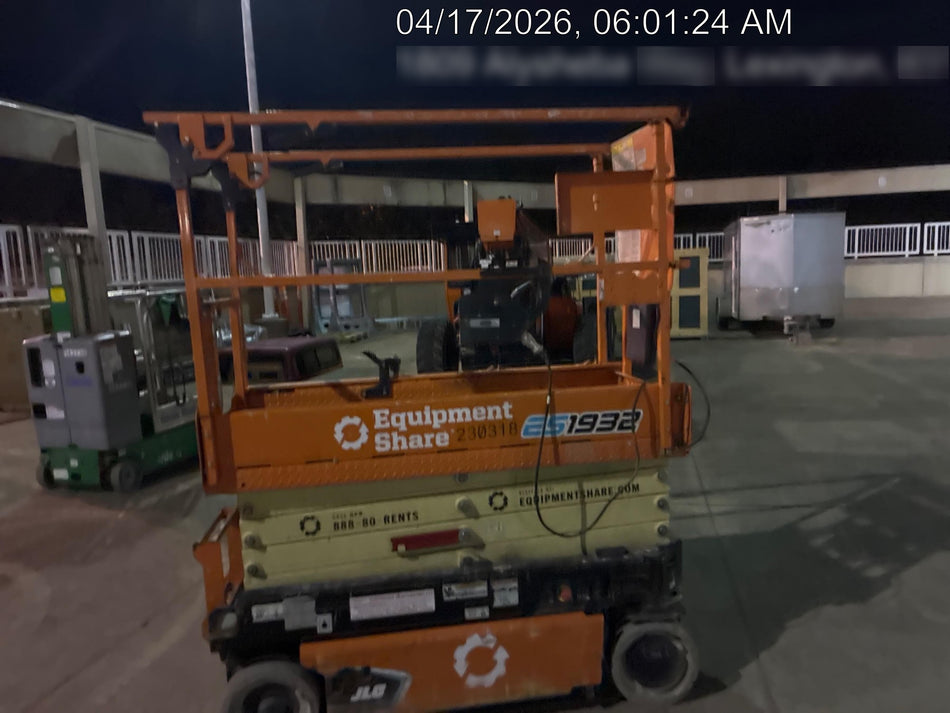 2022 JLG ES1932