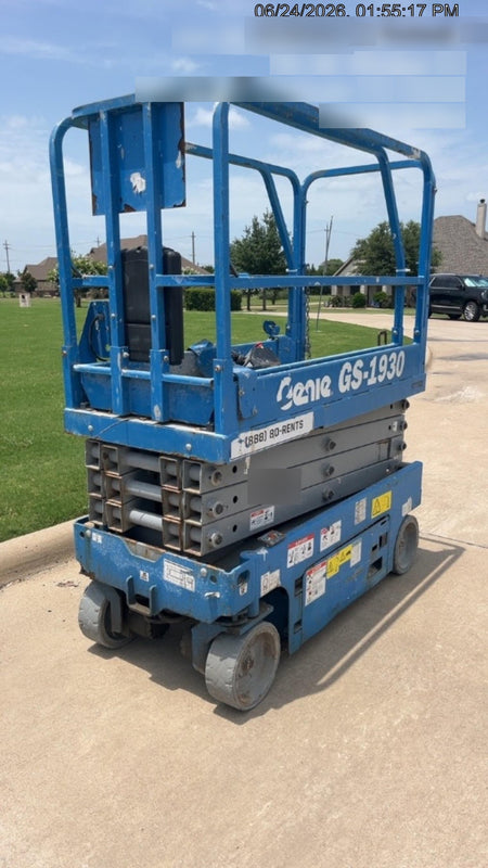 2018 GENIE GS-1930