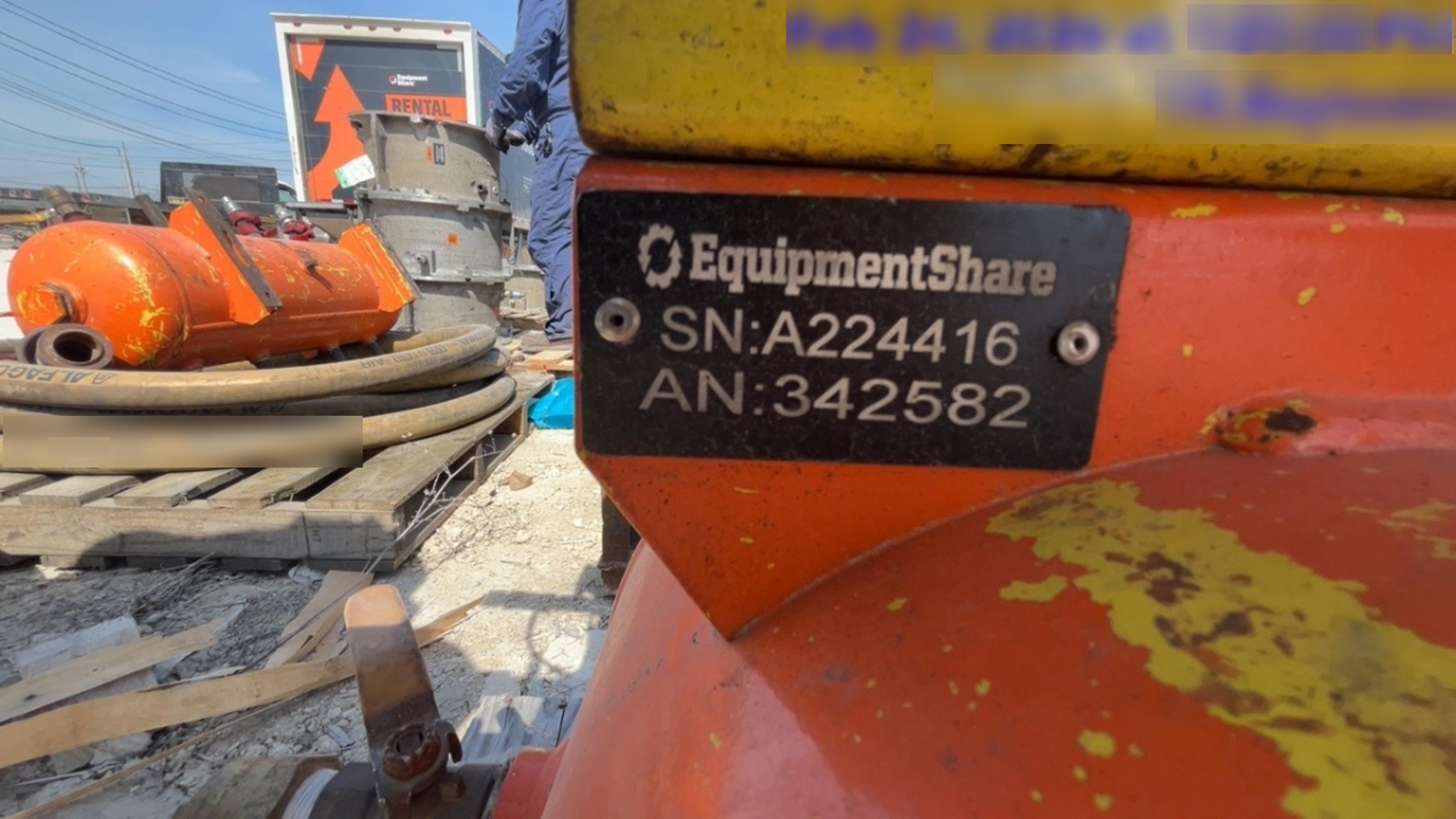 2023 MICHIGAN PNEUMATIC HV-15G-8P-ES-TRACKER