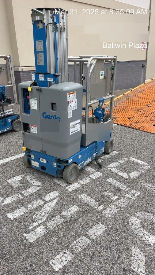 2018 GENIE GR-20