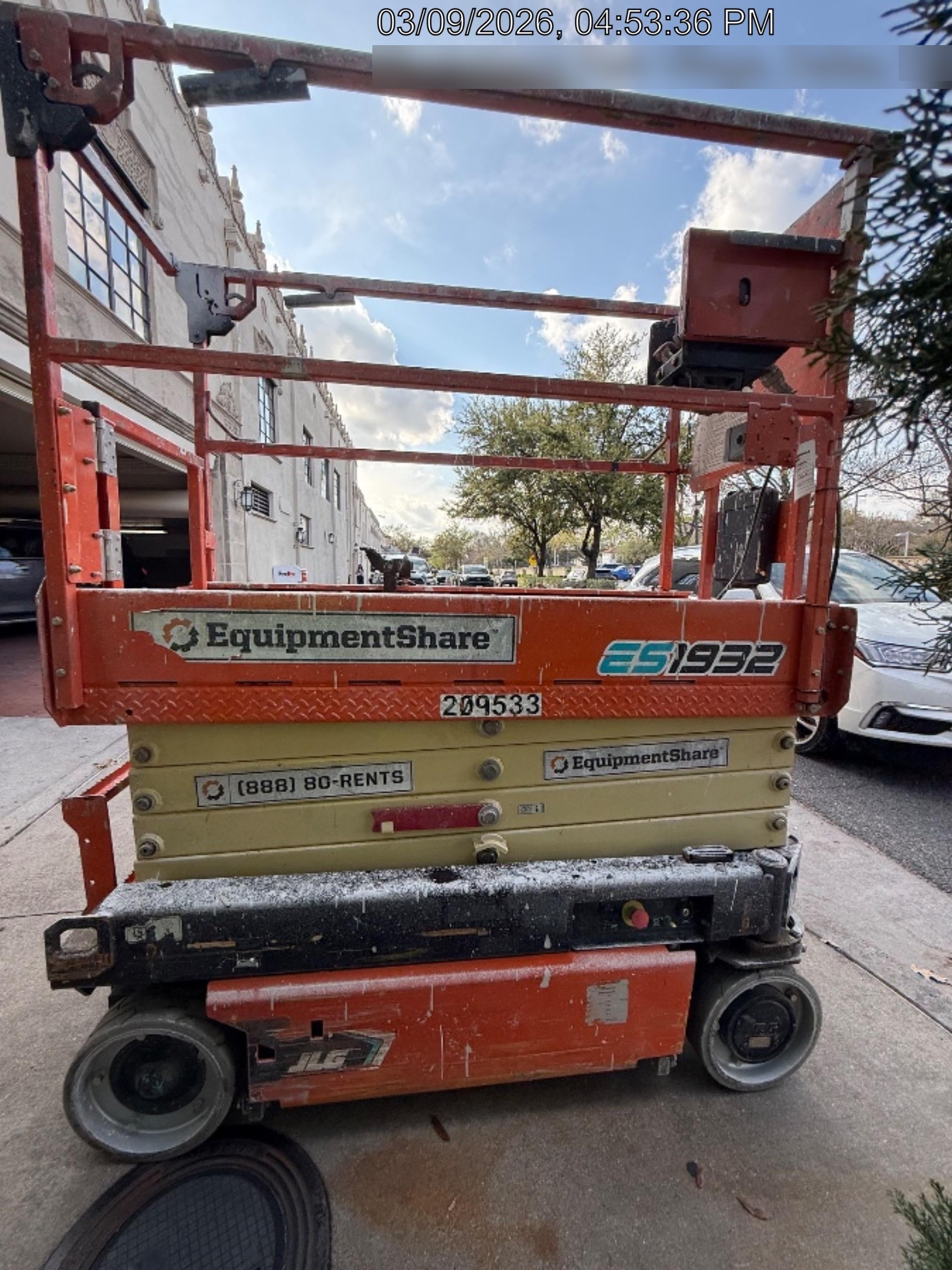 2022 JLG ES1932