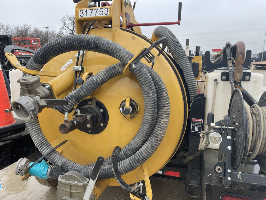 2023 Vac-Tron LP573XDT T4 Koehler Diesel Engine, 500 Gallon Debris Tank, x2 100 Gallon Water Tanks