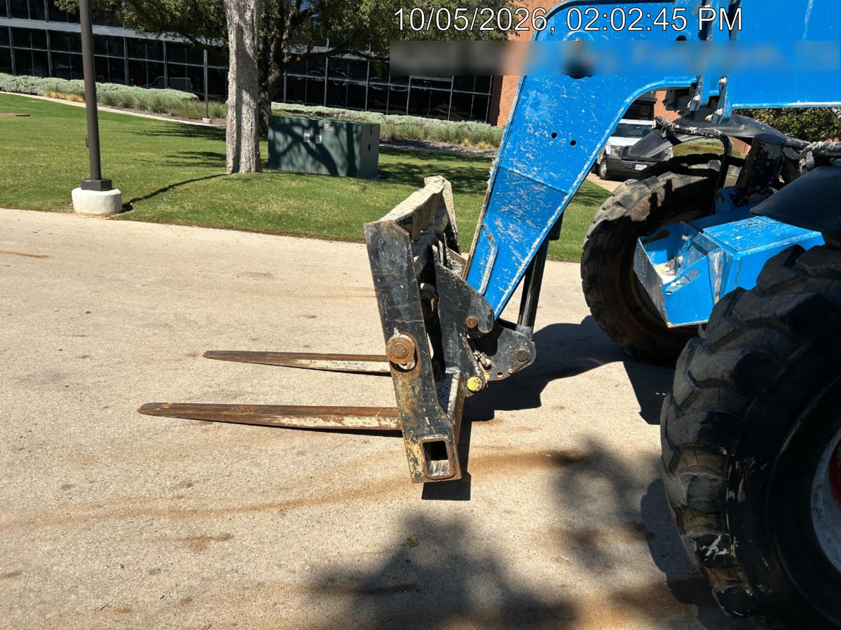 2017 Genie GTH-844 Genie GTH 844, Solid Tires, 60" carriage, Open ROPS - GTH08E-10905