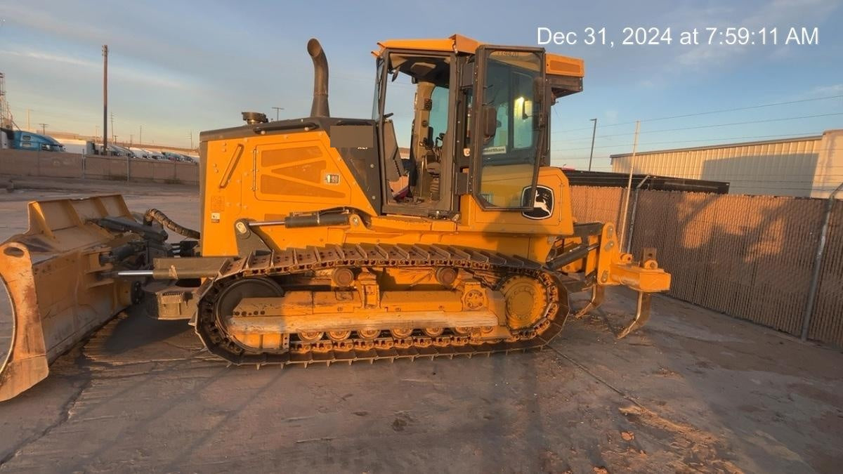 2020 JOHN DEERE 700L