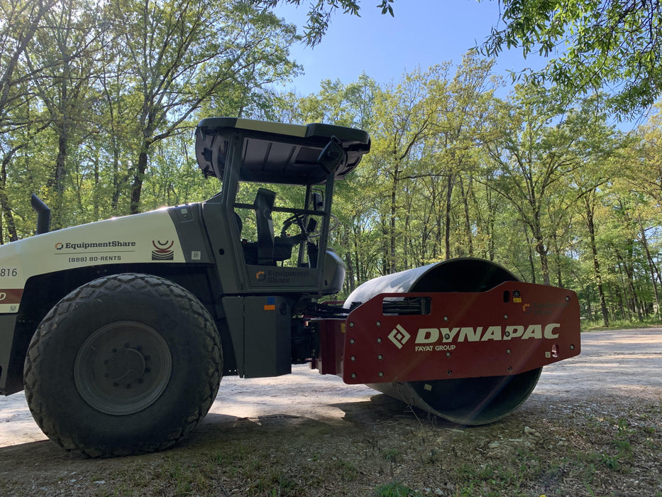 2021 DYNAPAC CA2500D