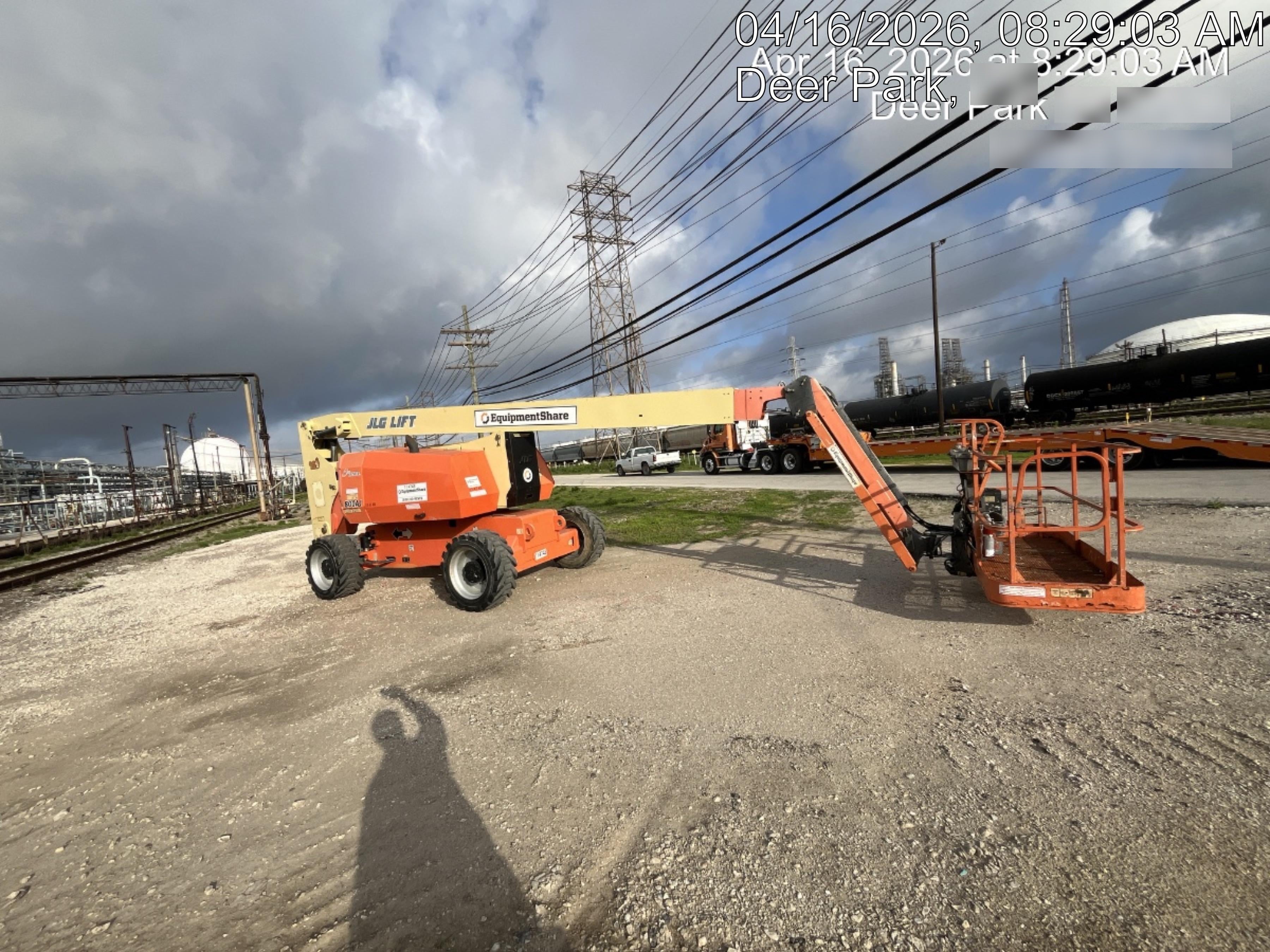2021 JLG 800AJ
