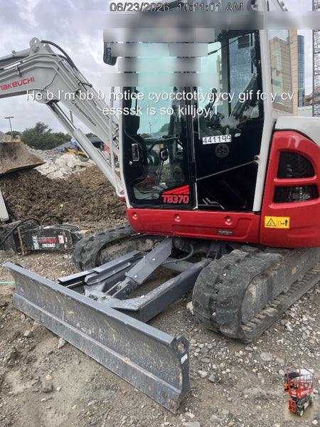2024 TAKEUCHI TB370CR