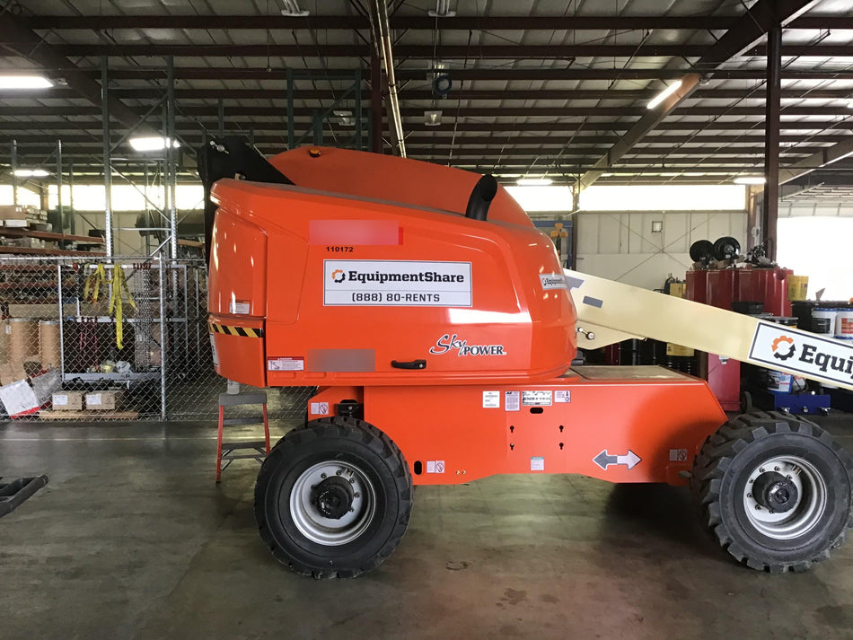2020 JLG 400S