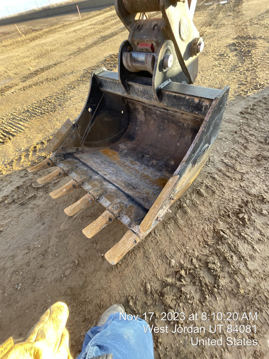 2022 GEITH 48" Bucket 25k - 35k - Geith