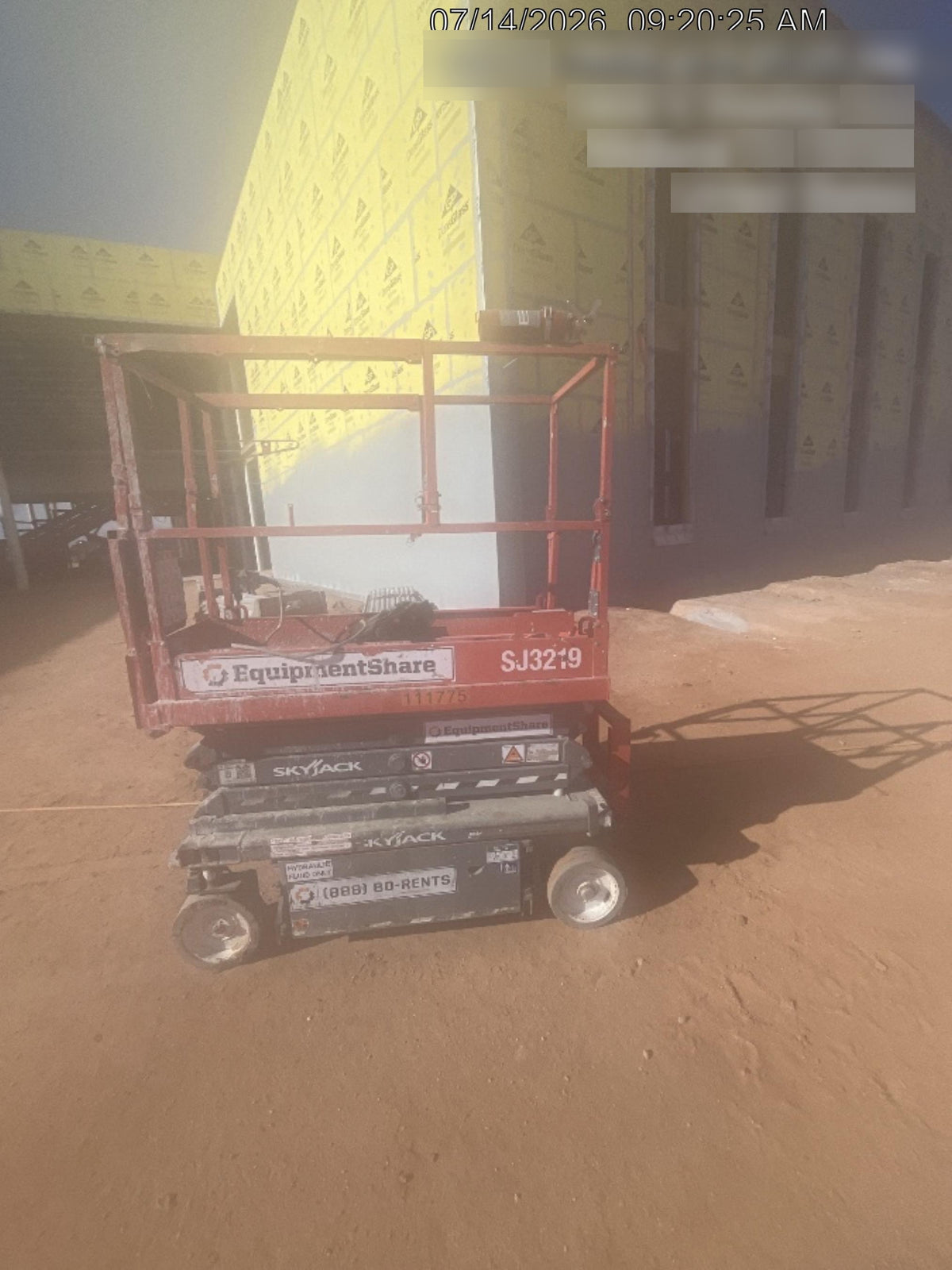 2020 Skyjack SJIII-3219 Solid NM Tires, Half height spring hinged entry gate, Dual Beacons, 800W Inverter