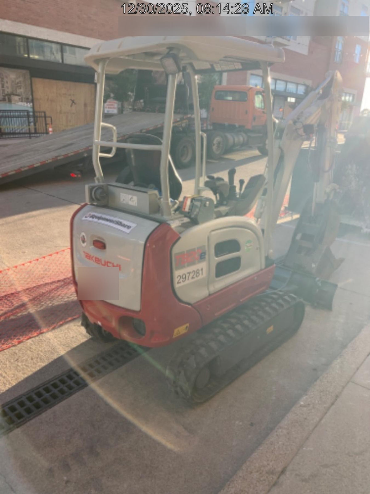 2023 TAKEUCHI TB20e
