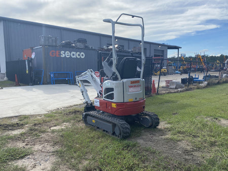 2023 TAKEUCHI TB210R