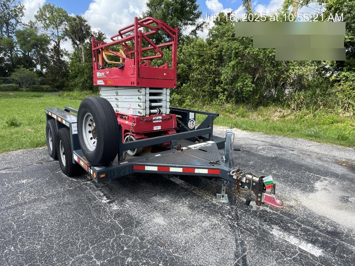 2018 JLG 1012