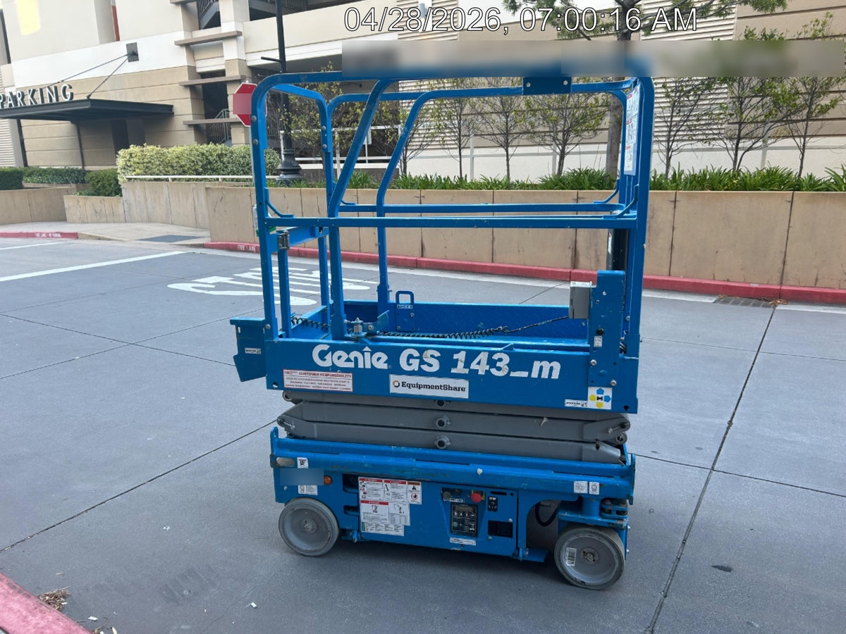 2023 GENIE GS-1432