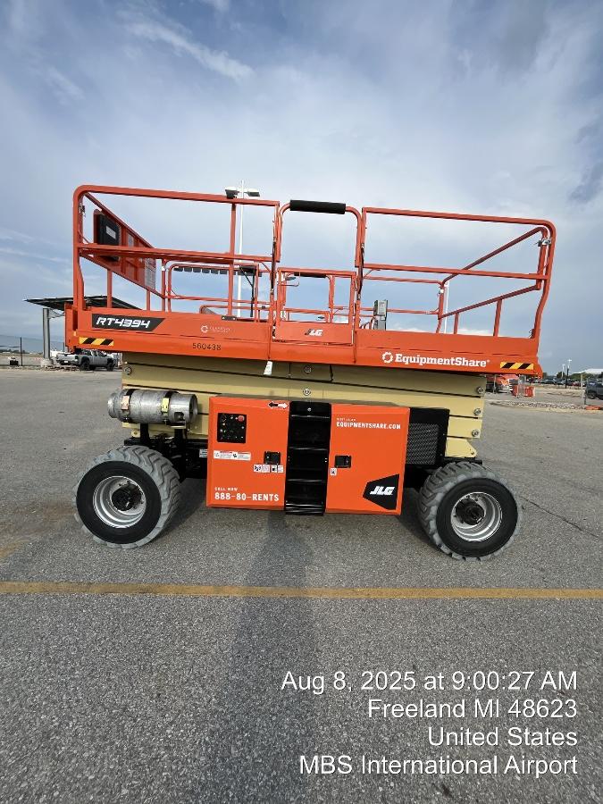 2025 JLG RT4394