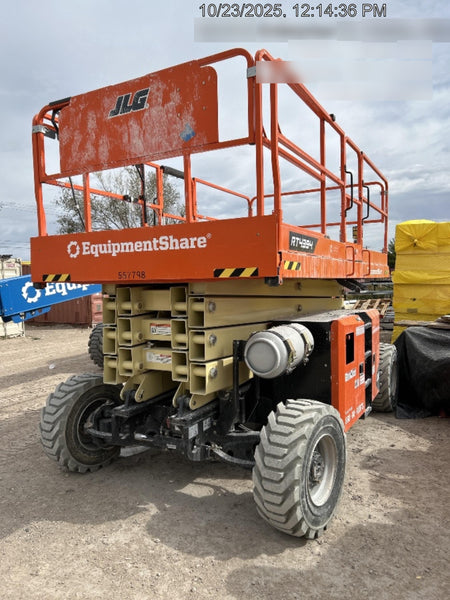 2025 JLG RT4394