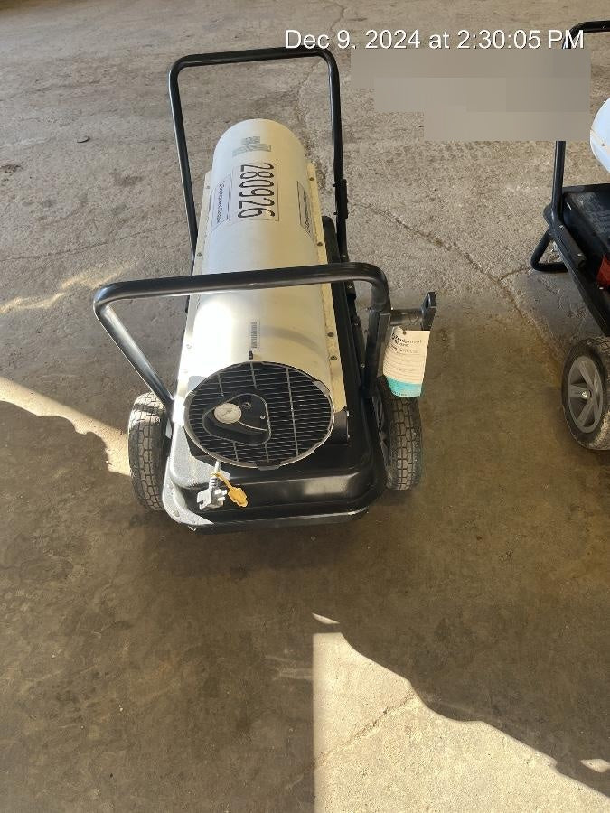 2022 LB WHITE Tradesman K175