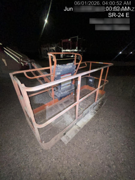 2023 JLG 660SJ