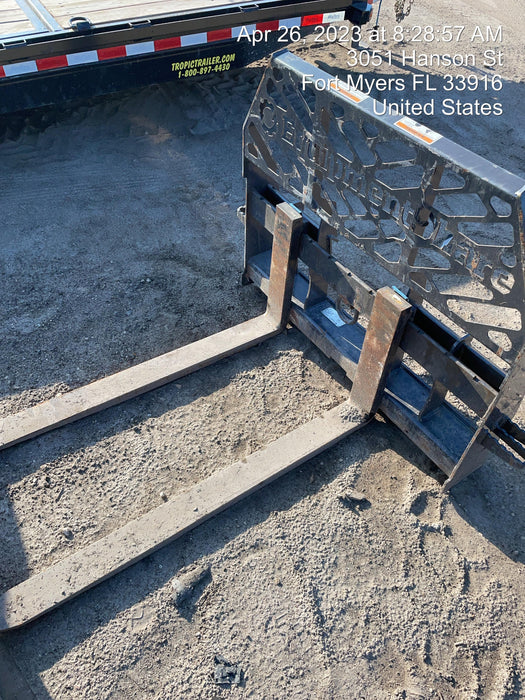 2022 PALADIN 48" Pallet Forks - Paladin