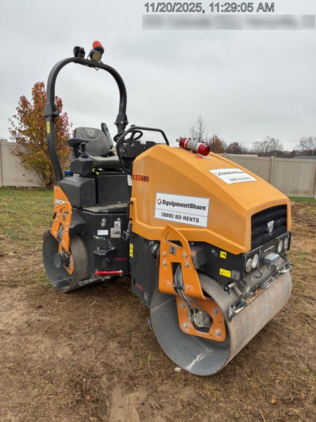 2021 CASE DV26E