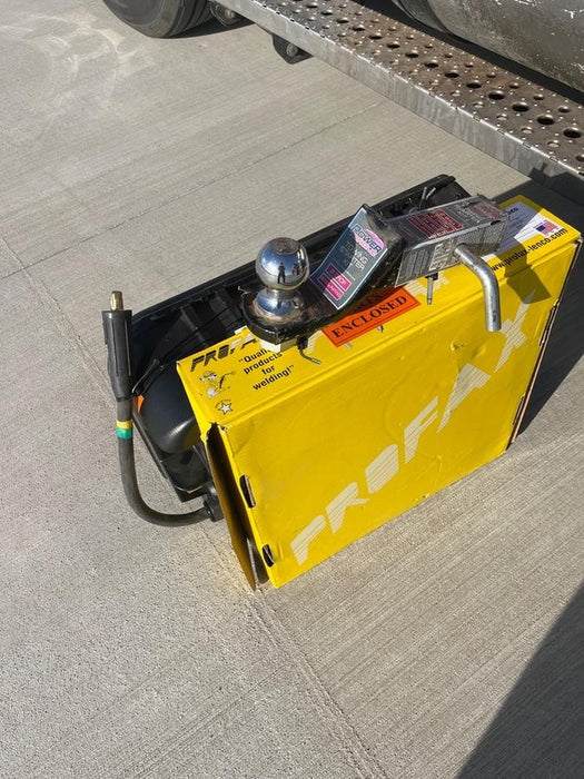 2021 Lincoln Electric Dual Maverick 200/200X Ready Pak 3 (includes trailer, cable rack, fender light kit)