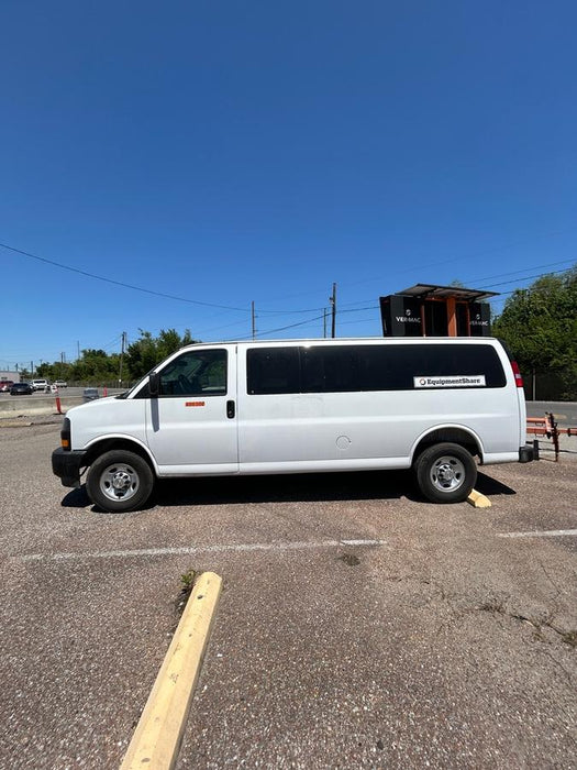2025 CHEVROLET Express Van - Rental