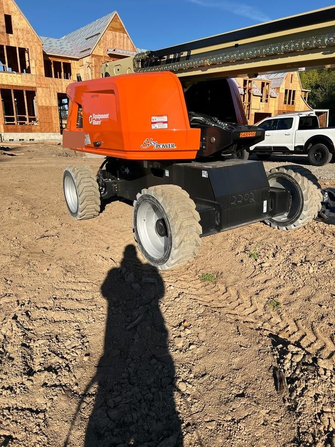 2025 JLG 660SJ