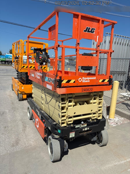 2022 JLG ES3246