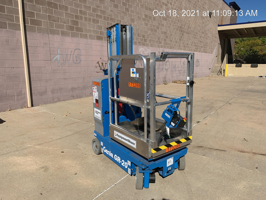 2021 GENIE GR-20