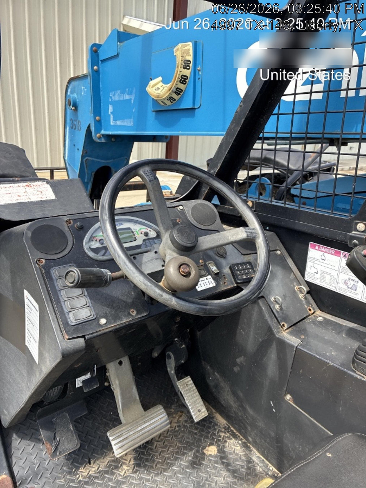 2017 GENIE GTH-844