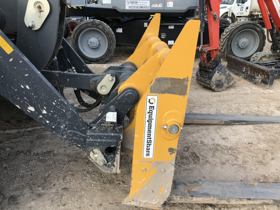 2020 JOHN DEERE 96" Loader Fork Carriage - John Deere