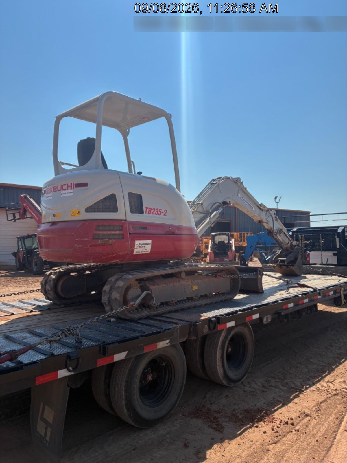 2022 TAKEUCHI TB235-2R