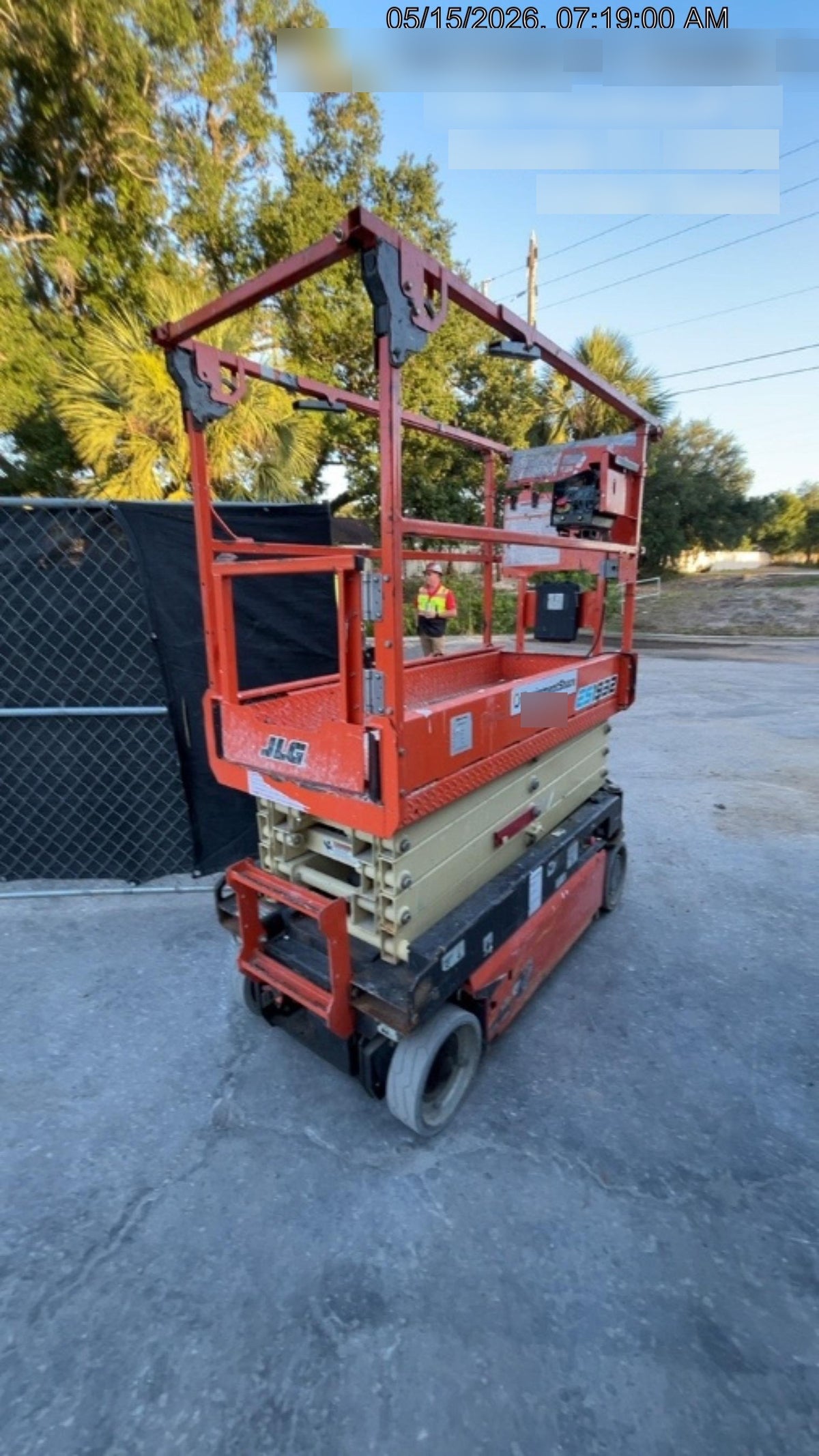2022 JLG ES1932