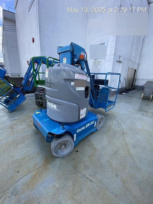 2020 GENIE GR-26J