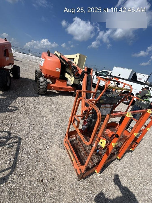 2019 JLG 450AJ
