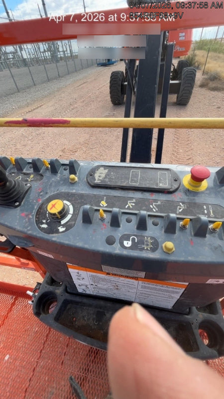 2025 JLG 660SJ