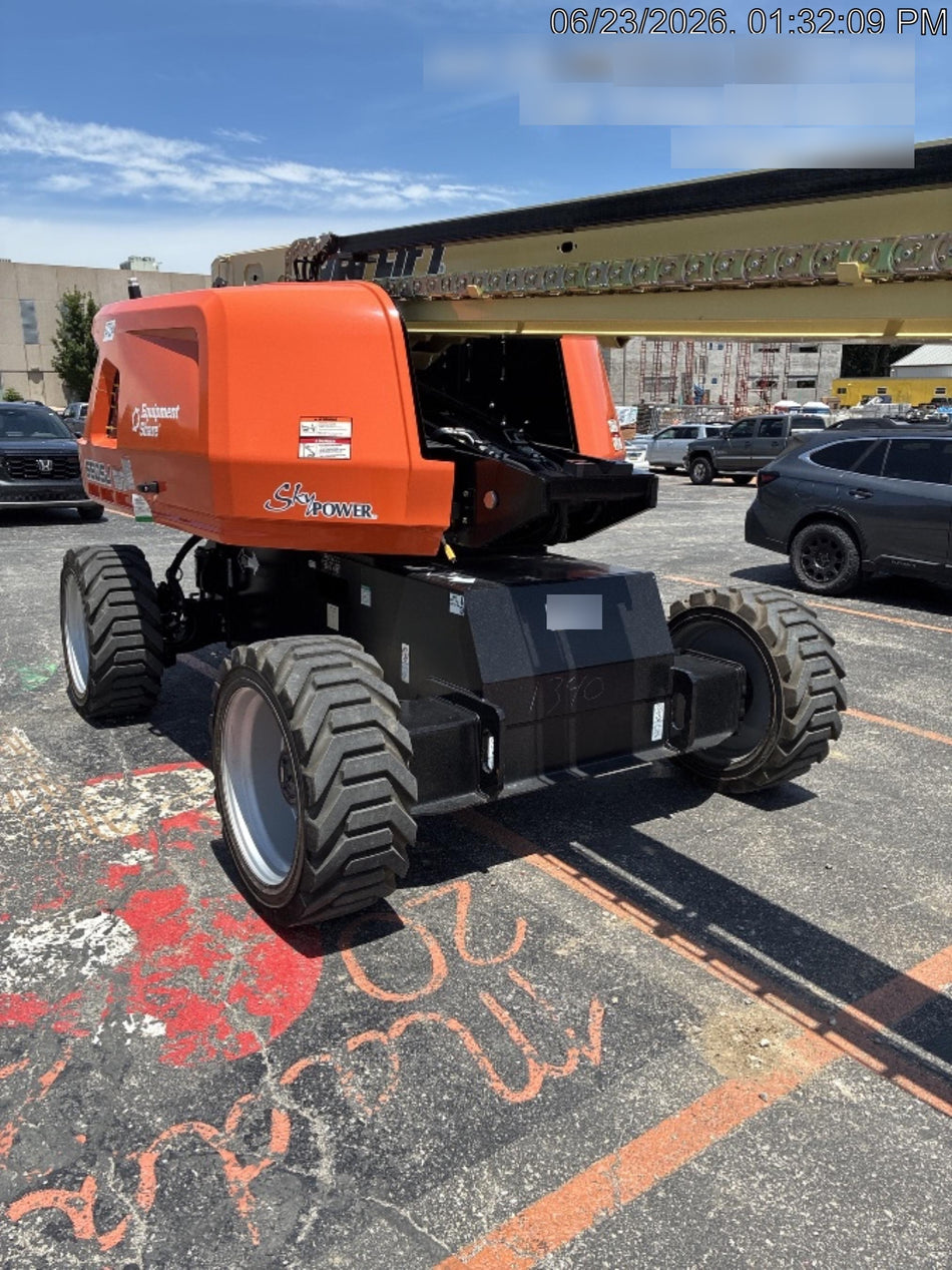 2025 JLG 660SJ