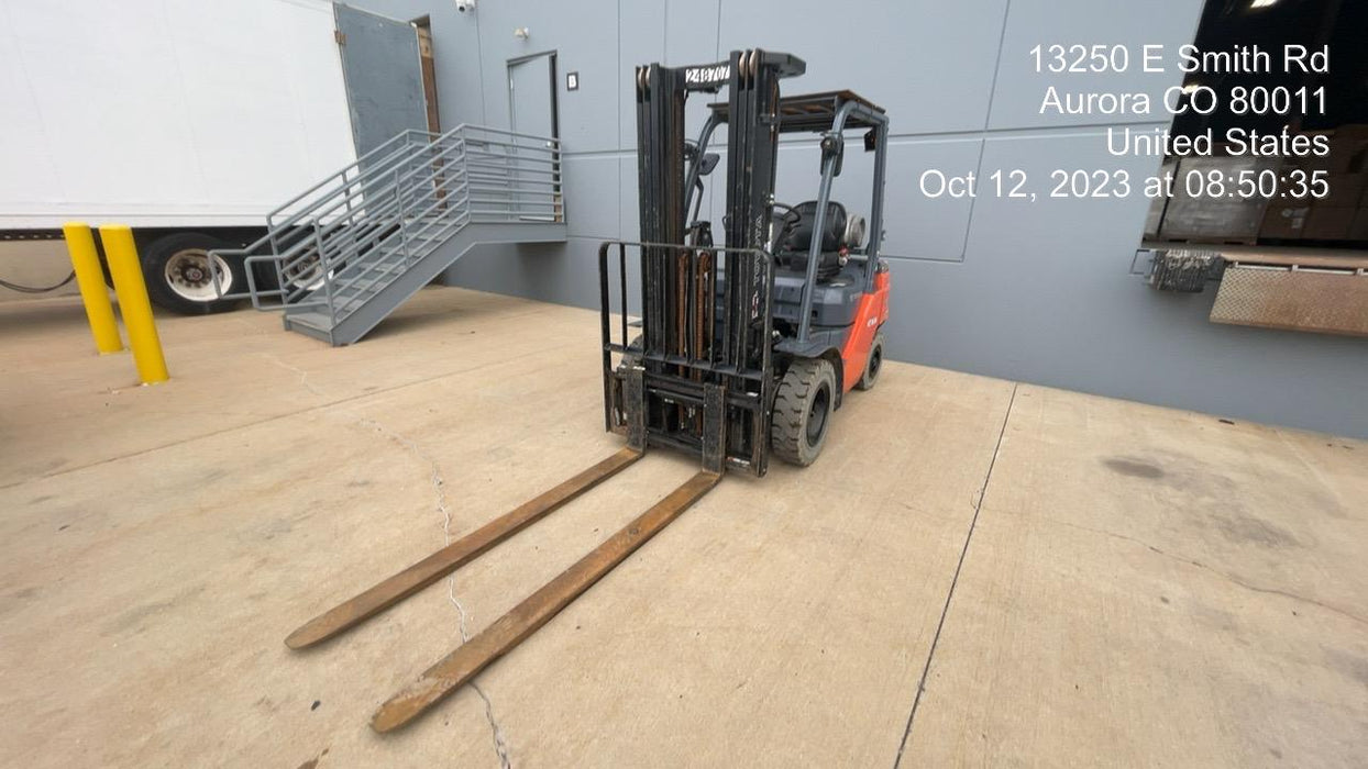 2022 TOYOTA 50-8FGU25