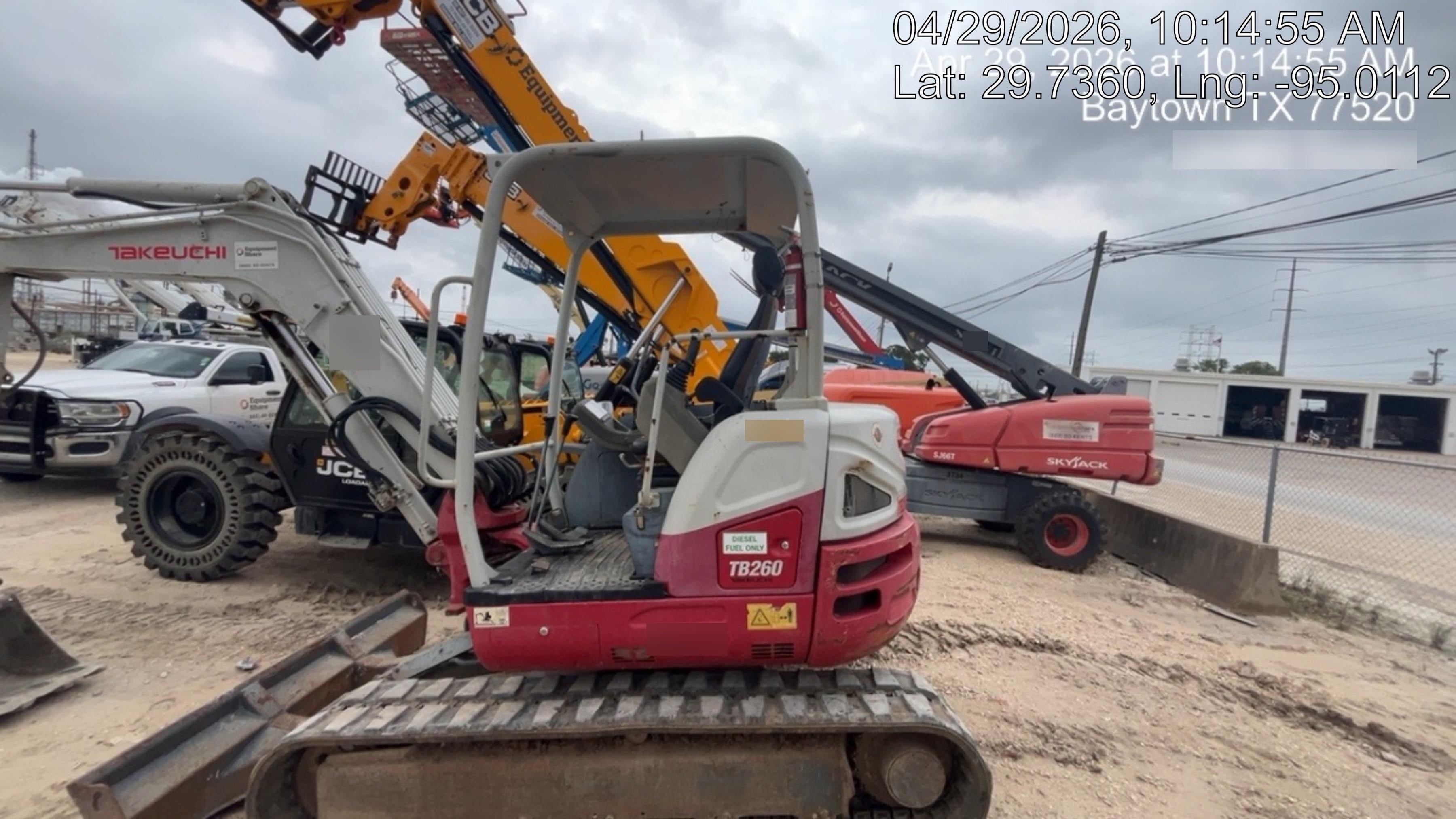 2019 Takeuchi TB260 Canopy, Standard Blade, Auxiliary hydraulics w/Manual QC, Hydraulic thumb, 12" ,18", 24" Bucket