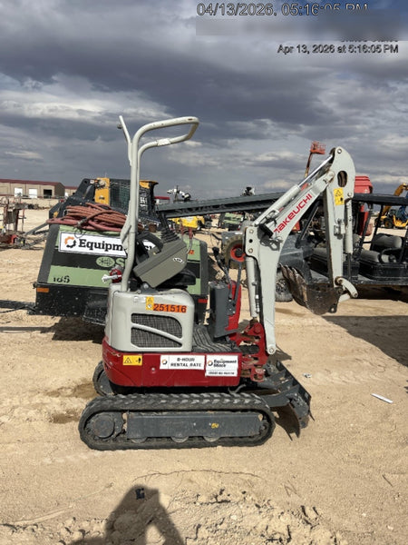 2022 TAKEUCHI TB210R
