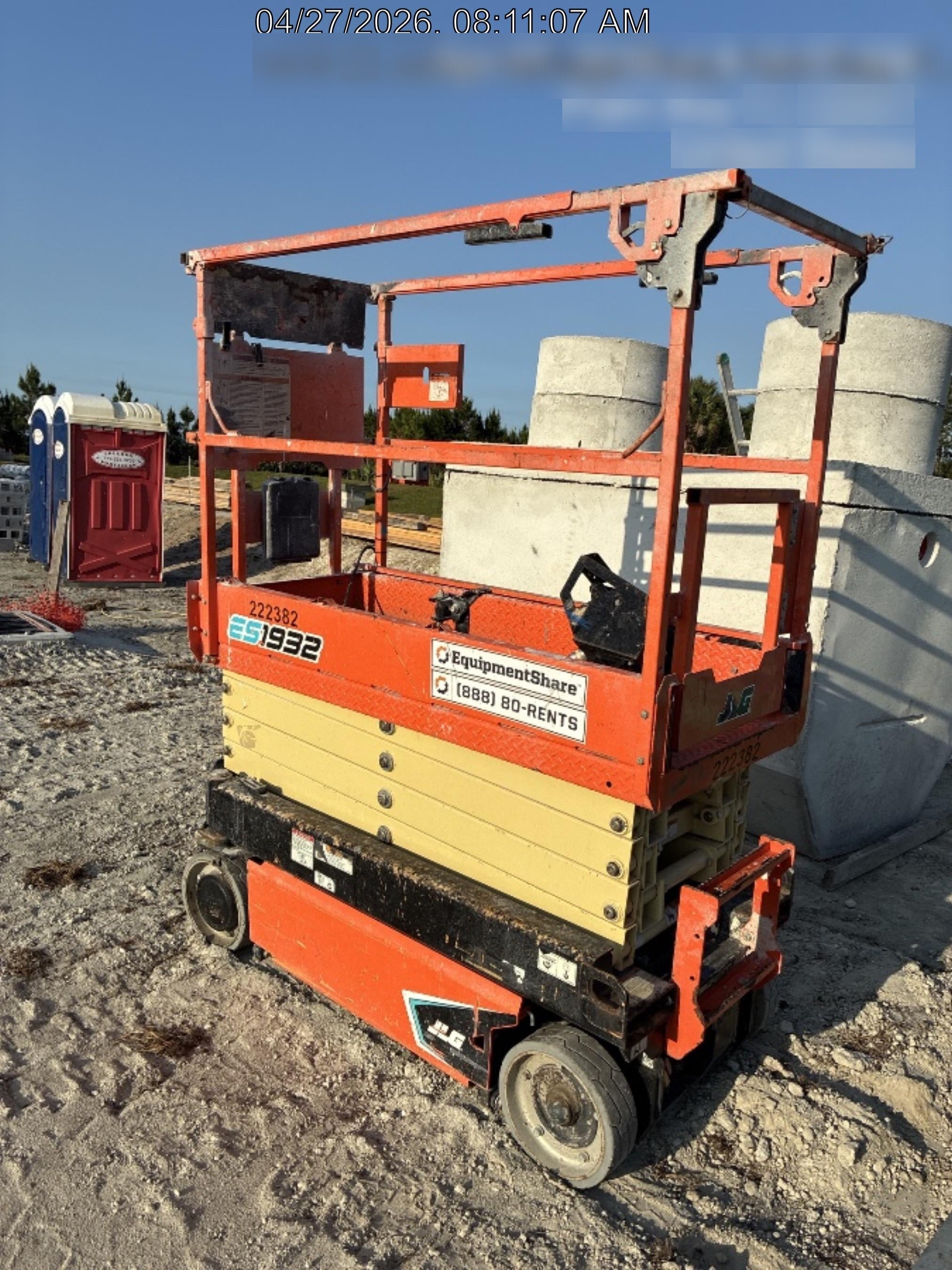 2022 JLG ES1932