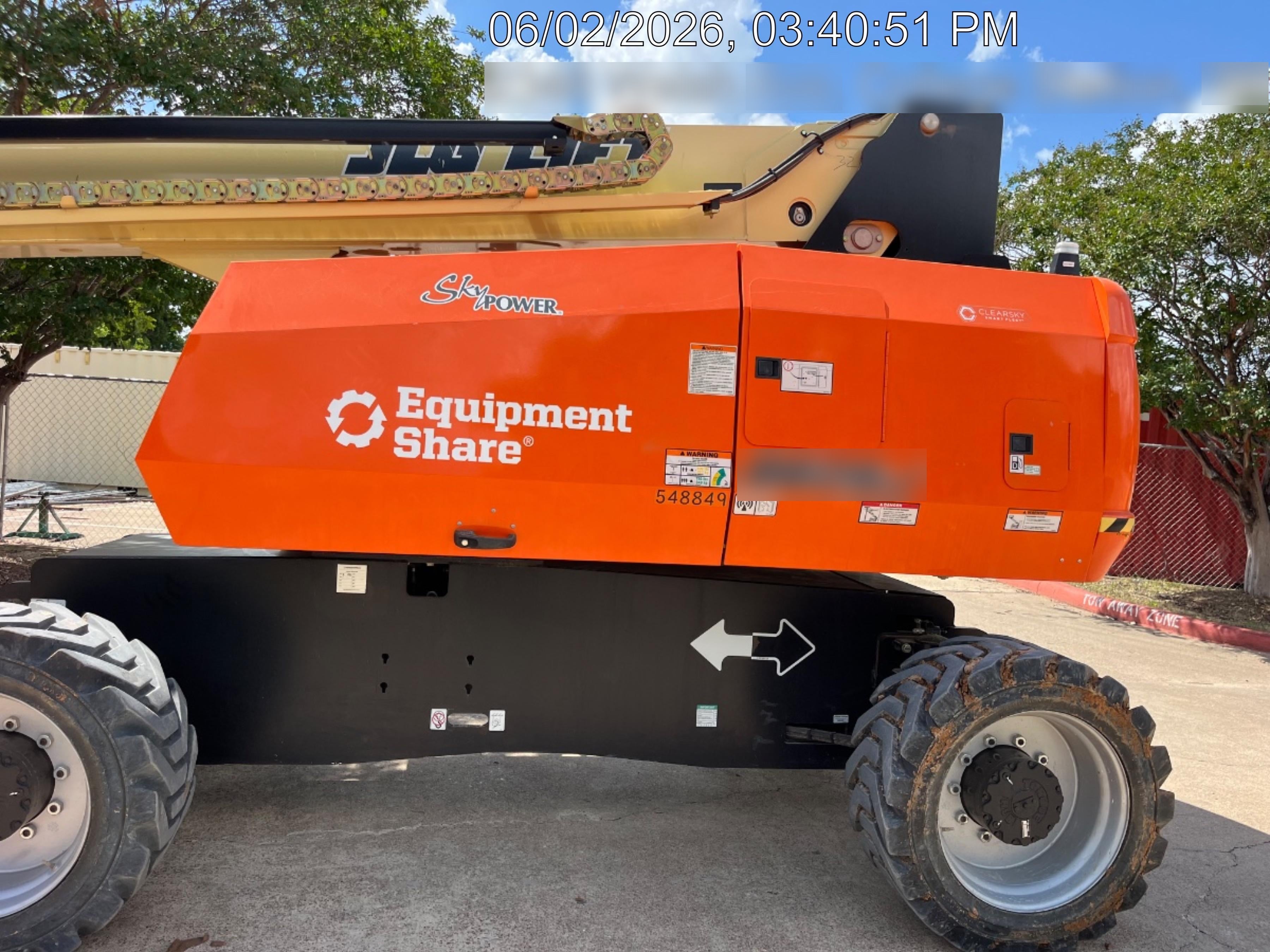 2025 JLG 860SJ