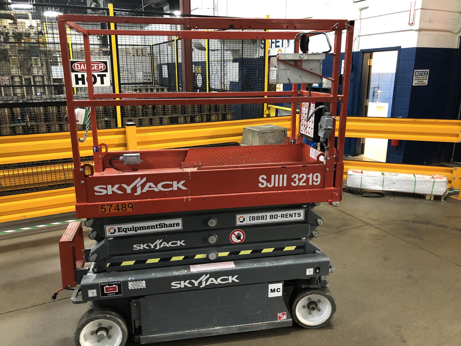2017 Skyjack SJIII-3219 Standard Rental Specs