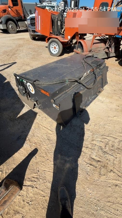 2020 PALADIN Sweepster SB72