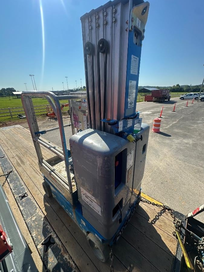 2019 GENIE GR-20